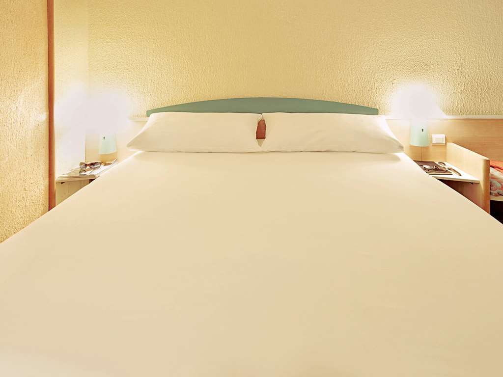 Отель Ibis Poitiers Beaulieu Номер фото