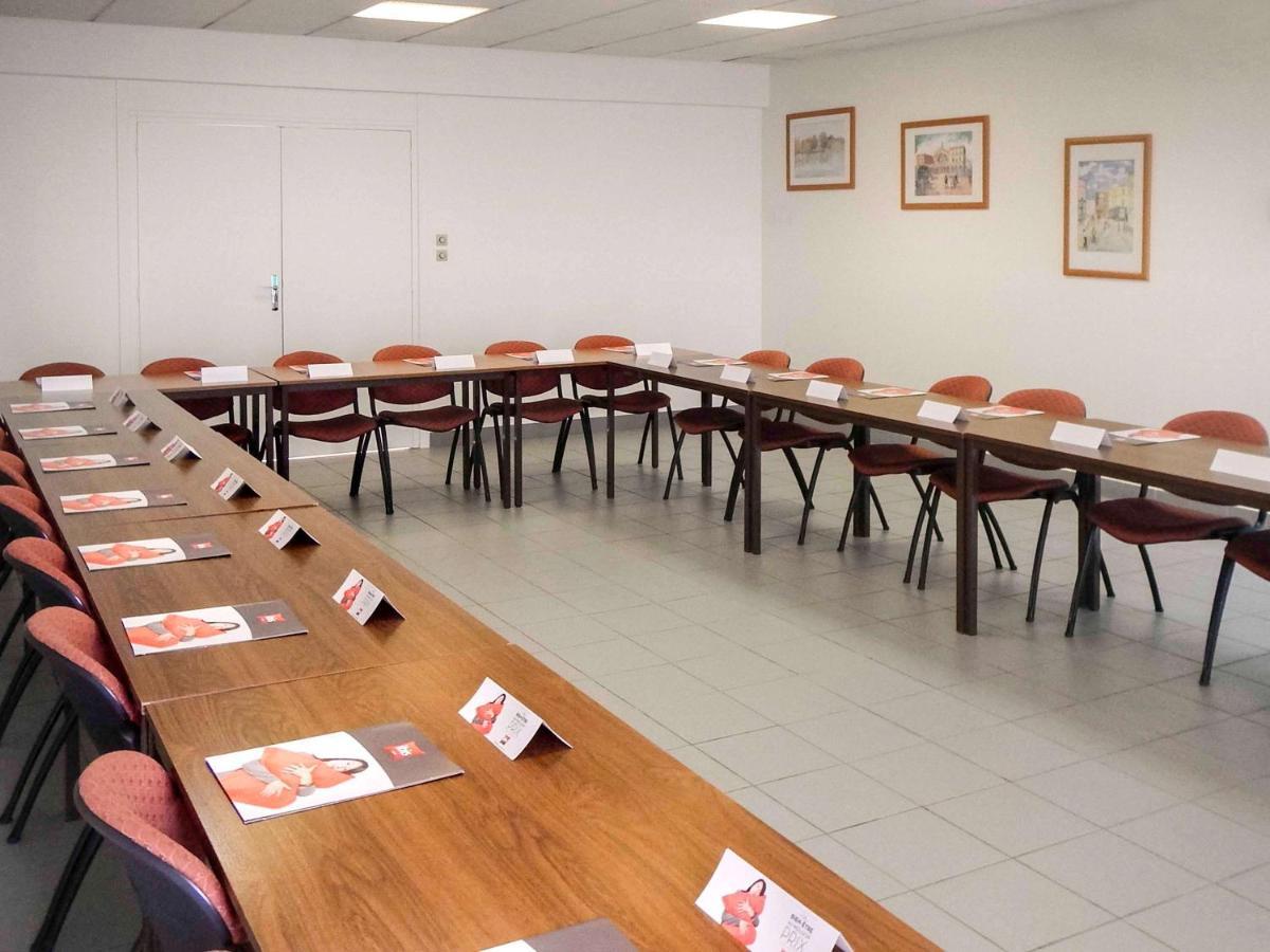 Отель Ibis Poitiers Beaulieu Экстерьер фото
